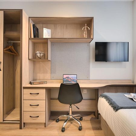 Livensa Living Pamplona Albergue Juvenil Exterior foto